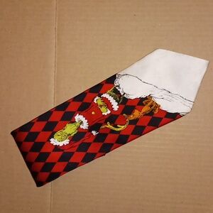 VINTAGE 1994 Grinch that stole Christmas Max men's neck tie SILK Dr Seuss brand